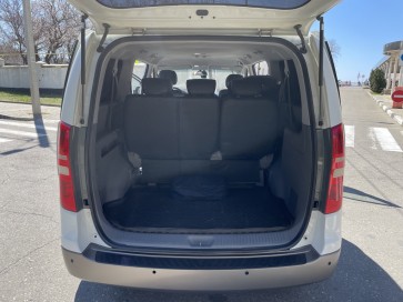 Hyundai H-1
